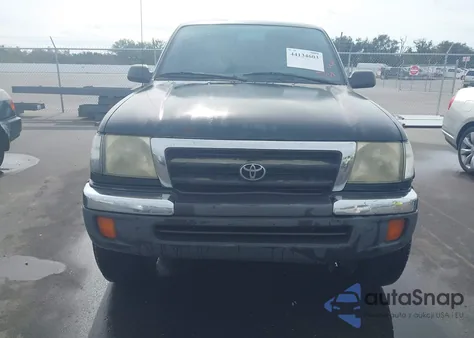 2000 Toyota Tacoma Prerunner V6 z USA, uszkodzony, nr VIN 4TASN92N6YZ599092